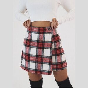 Crybaby plaid skirt